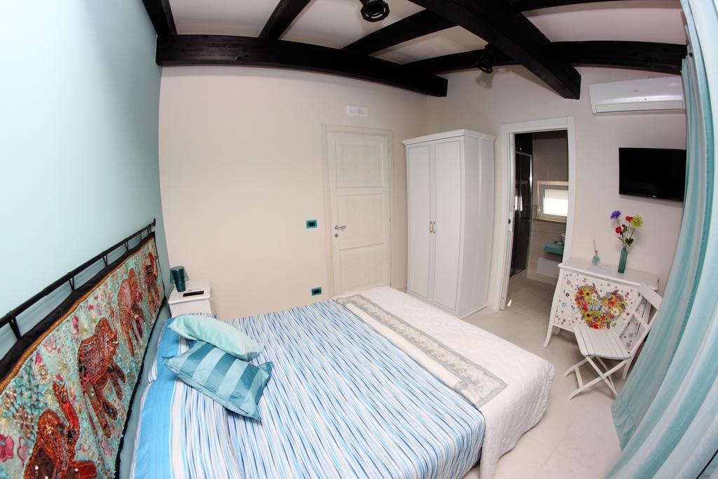 B&B I Fiori Del Mare 阿格罗波利 外观 照片