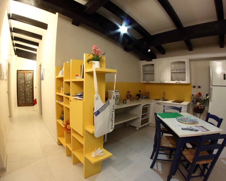 B&B I Fiori Del Mare 阿格罗波利 外观 照片