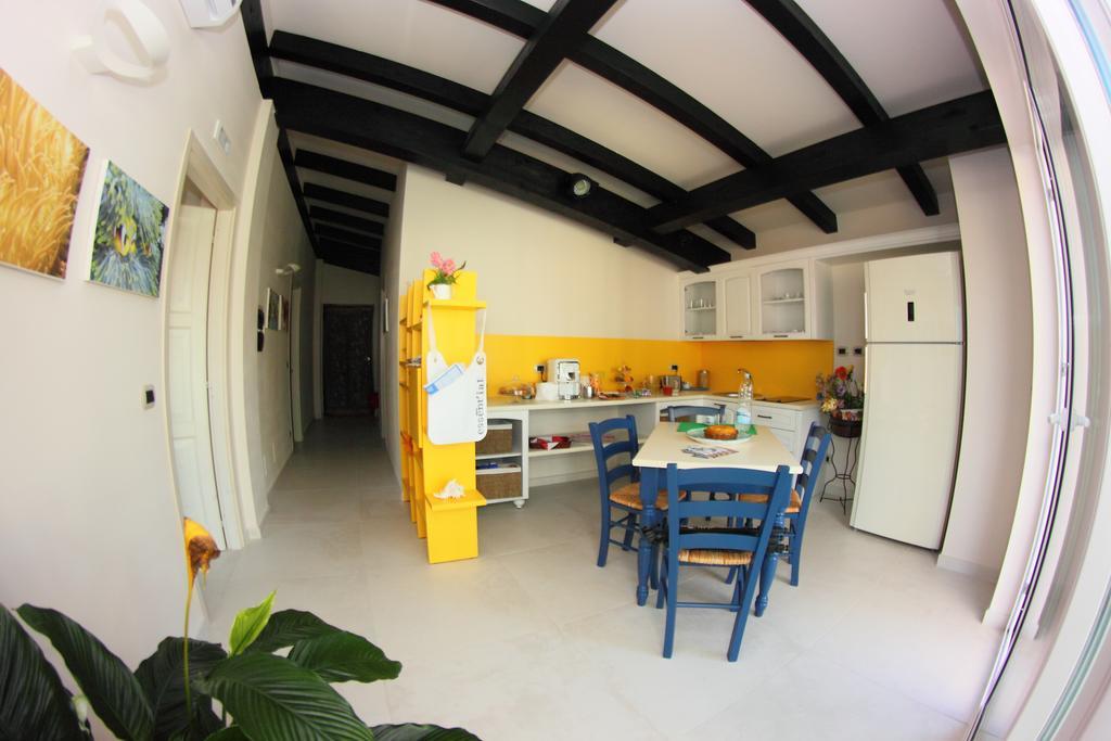 B&B I Fiori Del Mare 阿格罗波利 外观 照片