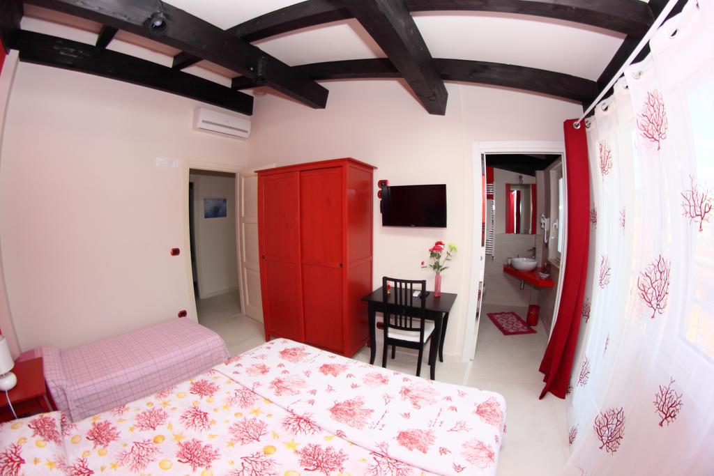 B&B I Fiori Del Mare 阿格罗波利 外观 照片